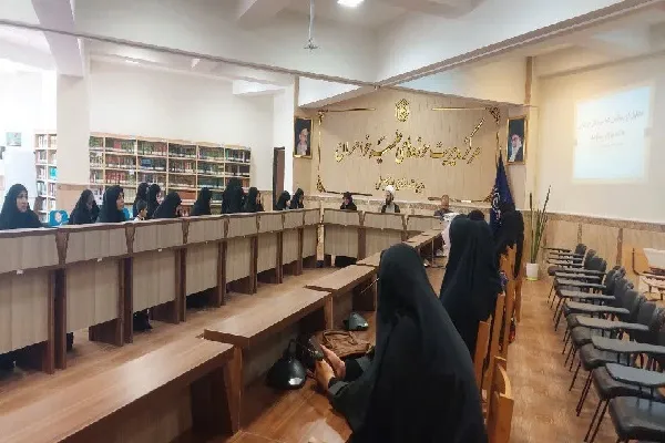بانوان مبلغ آموزه‌های قرآن را محور اصلی تبلیغ قرار دهند