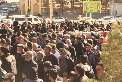 مراسم‌ خاکسپاری شهید گمنام دربوستان الهیه بیرجند