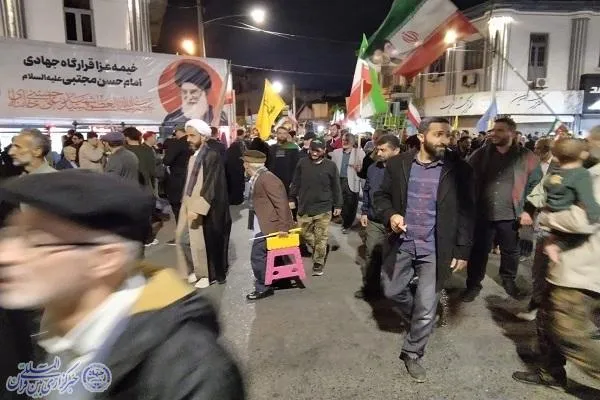 شب‌های وفاداری در بابلسر؛ شکوه اجتماع مردمی در میدان شهدا و بیعت با رهبری