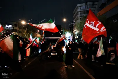مراسم آیینی «پرچمداران ایران» به مناسبت روز جمهوری اسلامی ایران