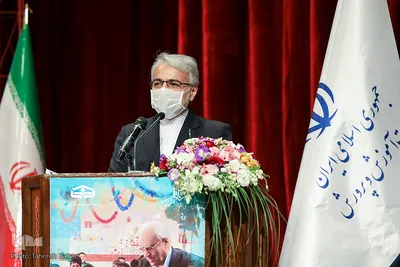 حضور محمدباقر نوبخت، رئیس سازمان برنامه و بودجه کشور در مراسم یادبود پدر مدرسه‌سازی ایران