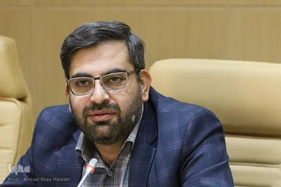 نشست تعامل با فعالان قرآنی استان فارس