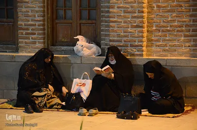 مراسم شب قدر در آستان امامزاده سید حمزه(ع) تبریز
