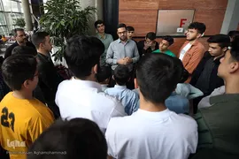 بازگشت یونس شاهمرادی، قهرمان مسابقات بین‌المللی قرآن و اذان «عطر الکلام» عربستان به ایران