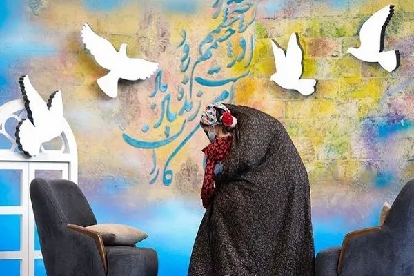 آزادی یک مادر از زندان با تلاش دانش‌آموزان دختر