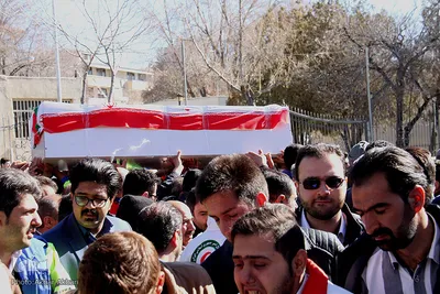 تشییع پیکر شهدای حادثه سقوط اورژانس هوایی در چهارمحال و بختیاری