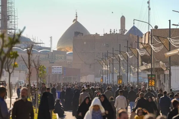 رهسپار شدن زائران به سمت سامرا در آستانه سالروز شهادت حضرت فاطمه (س) + عکس