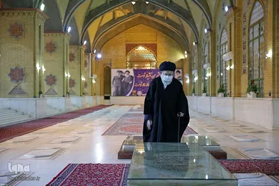 حضور رهبر انقلاب اسلامی در مرقد امام خمینی(ره) و گلزار شهدا