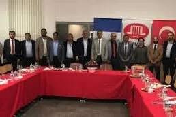 Francia: diverse organizzazioni islamiche si oppongono alla Carta dei principi per l'Islam
