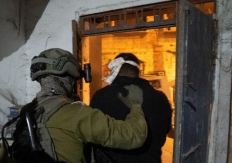 Israele tortura prigionieri palestinesi affetti da scabbia