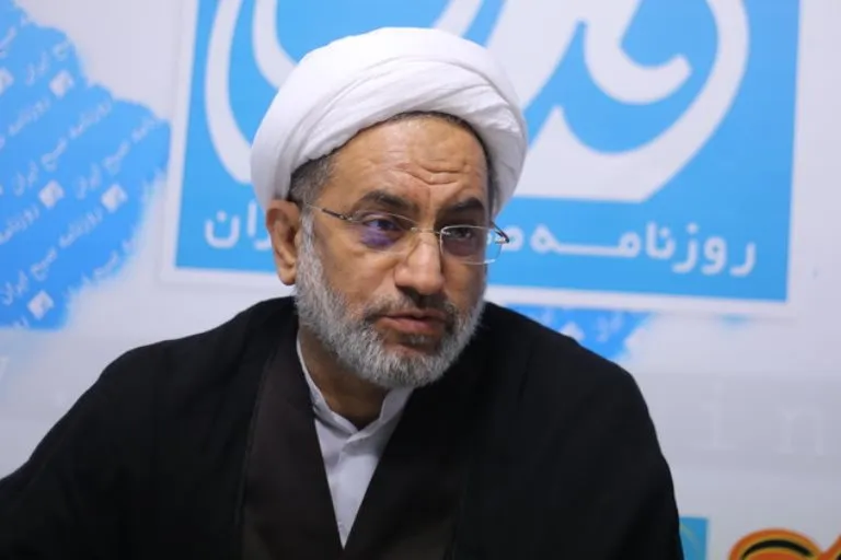 بانکداری دوگانه پاک کردن صورت مسئله است