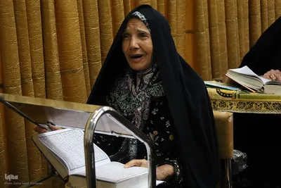 مراسم دعای عرفه در مسجد بزرگ خوزان خمینی‌شهر