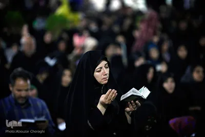  احیای شب قدر در مقبره شهدای دانشگاه امام حسین(ع)