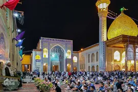 نورافشانی آستان مقدس حضرت احمدی و محمدی(ع) در شیراز‎‎