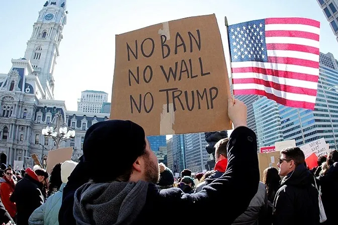Siguen las manifestaciones contra Trump en ciudades de EEUU