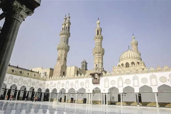 الأزهر يفتح باب التقديم لدفعة جديدة برواق القرآن