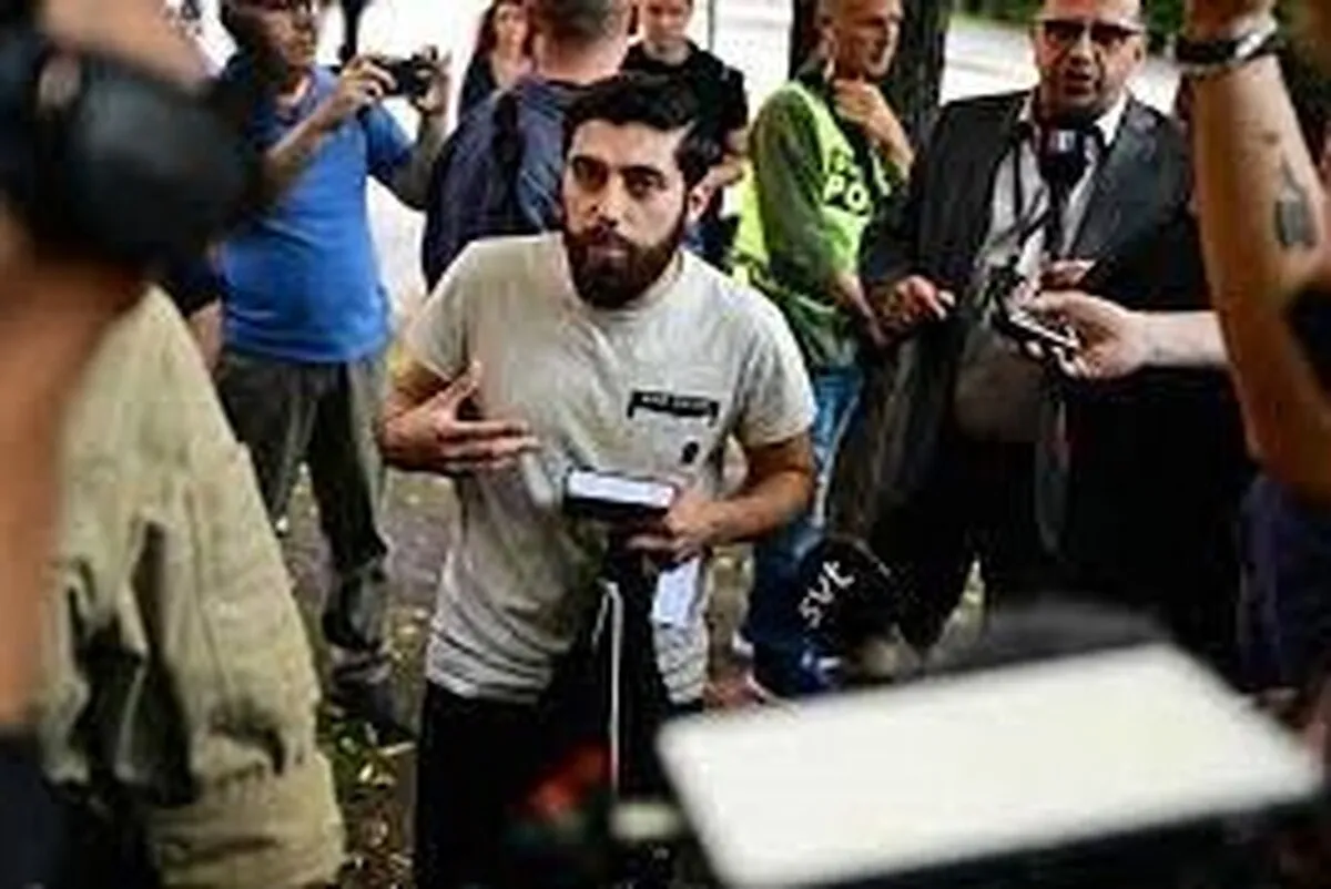 L'homme qui avait l'autorisation de brûler la Torah et la Bible renonce à son projet