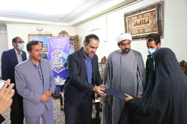 دیدار با خانواده شهید ایرانمنش از شهدای عملیات بیت‌المقدس