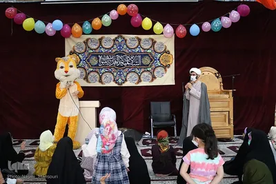 جشن روز دختر با حضور خدام حرم مطهر رضوی در مسجد جوادالائمه اهواز