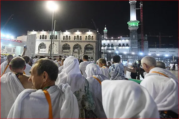 حج در قرقیزستان؛ از حق تقدم والدین تا گذرنامه بیومتریک حاجیان