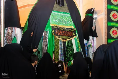 آیین ۳۰۰ ساله نخل‌گردانی در زواره اردستان