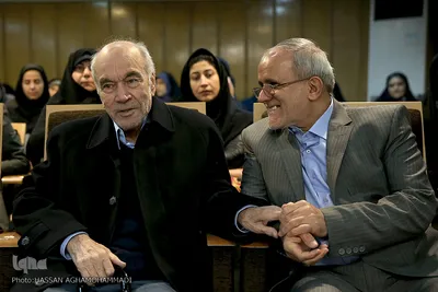 آیین گرامیداشت هفته پژوهش در پژوهشگاه علوم‌ انسانی و مطالعات فرهنگی