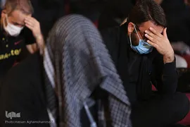 عزاداری شب تاسوعای حسینی هیات «ریحانة الحسین(ع)» با مداحی سیدمجید بنی فاطمه در پارک ارم تهران