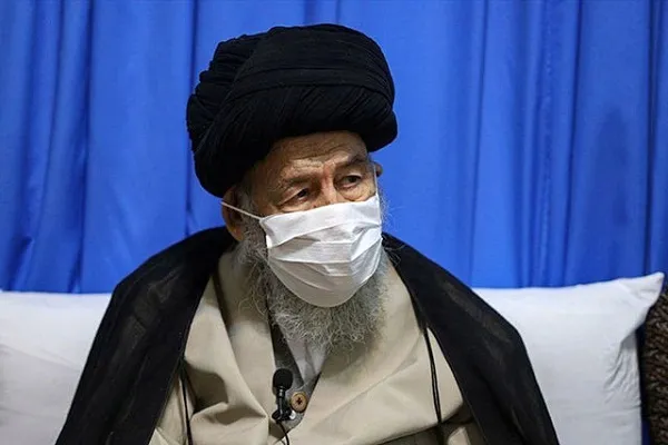 حرکت در مسیر حق نیازمند استقامت است / گله از کم‌توجهی به جوانان