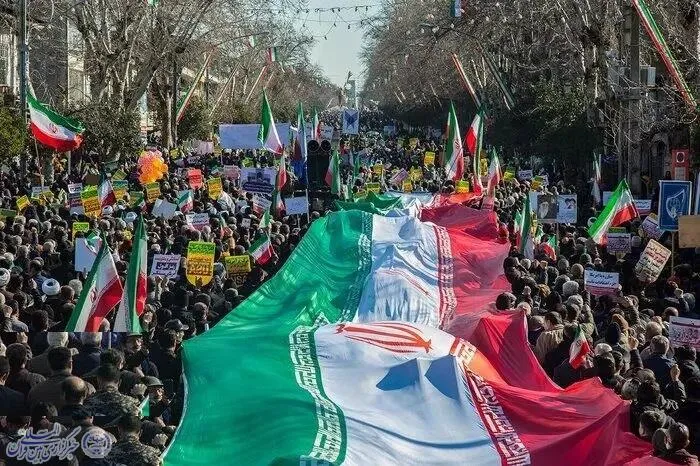 قدردانی نماینده ولی‌ فقیه و استاندار مازندران از حضور مردم در راهپیمایی ۲۲ بهمن