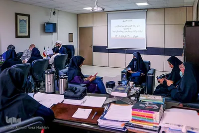 نشست خبری حجت الاسلام حسین امیدی، مدیر ستاد هماهنگی کانون های فرهنگی هنری مساجد
