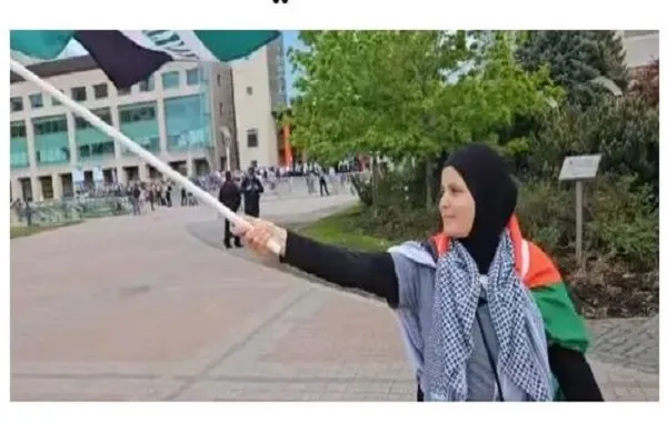 Başörtüsüne hakaret eden Kanada vatandaşına beraat