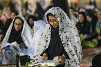 مراسم احیای شب قدر در شاهچراغ