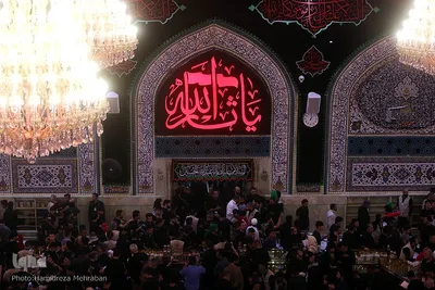 حرم مطهرحضرت اباعبدالله الحسین‌(ع) در روز اربعین