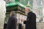 آیین سیاه‌پوشان و تعویض پرچم گنبد حرم حضرت شاهچراغ‌(ع)
