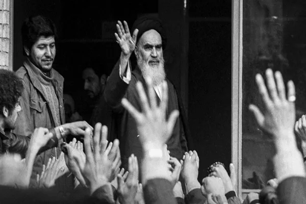 د نړۍ په بیلا بیلو سیمو کې د حضرت امام (رح) د رحلت د تلین یادنه!