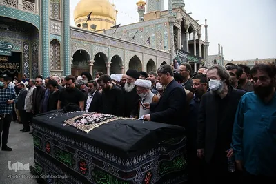 Ayatollah Fateminia in Qom beigesetzt