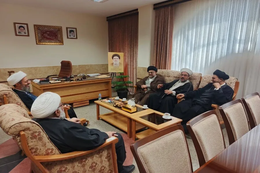ضرورة التركيز على العناوين الوحدوية وترسيخ مسألة الوحدة الإسلامية
