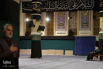 آخرین شب عزاداری حضرت اباعبدالله الحسین(ع) در حسینیه امام خمینی(ره) با حضور رهبر معظم انقلاب اسلامی