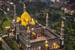 طلائی گنبد؛ انڈونیشیاء میں سیاحتی کشش+تصاویر