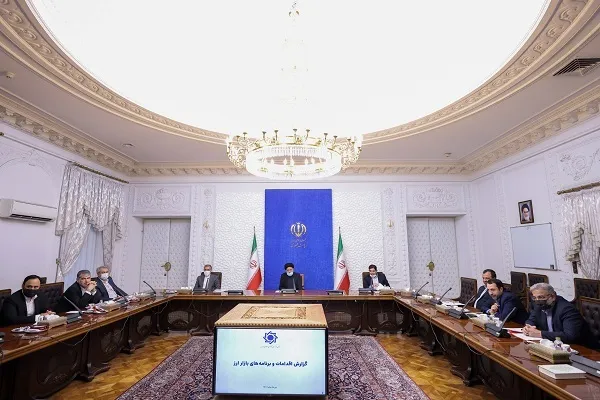 فعالیت ناسالم مؤسسات مالی ساماندهی شود