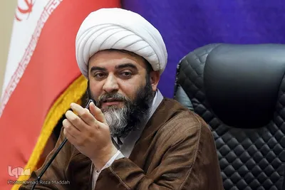نشست جامعه قرآنی استان فارس با رئیس سازمان تبلیغات اسلامی کشور