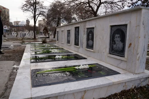 جهادگران جهاددانشگاهی اردبیل با خانواده شهید «میریوسف سیدکاظمی» دیدار کردند + عکس