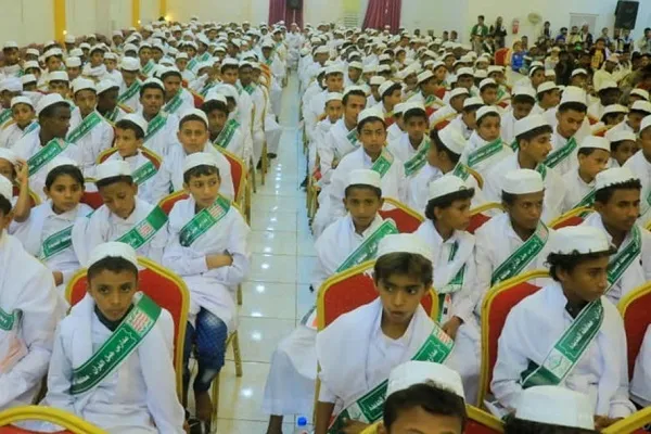 برپایی مراسم تجلیل از صدها قرآن‌آموز در یمن