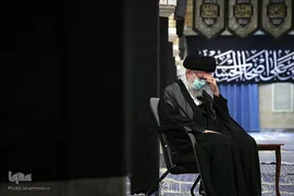 آخرین شب عزاداری حضرت اباعبدالله الحسین (ع) با حضور رهبر انقلاب اسلامی در حسینیه امام خمینی (ره)