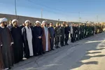 تشییع پیکر شهدای گمنام بر روی دستان مردم لرستان