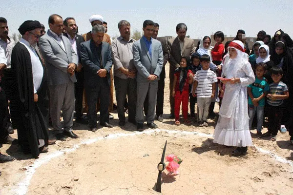 کلنگ سي‌امين مدرسه بانک اقتصادنوين به زمين خورد