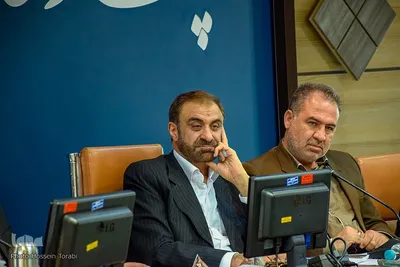 نشست صمیمانه استاندار چهارمحال و بختیاری با اصحاب رسانه