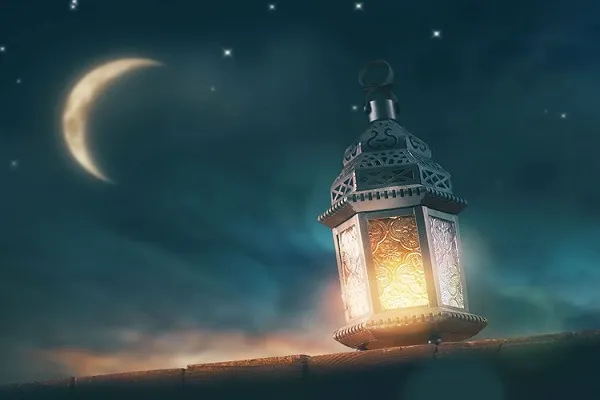 Ramazan ayında Səudiyyə mediası namazların canlı yayımına qadağa qoyub