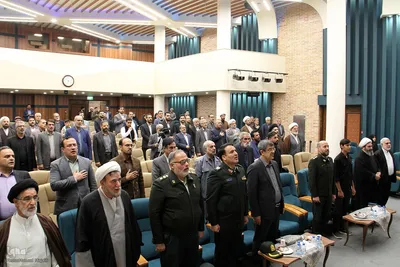 رونمایی از تفسیر «بصائر» در یزد‎