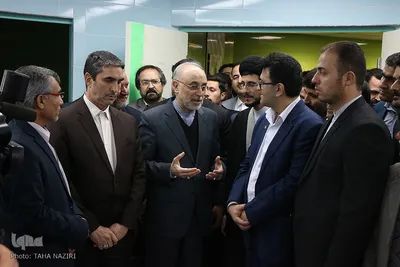 بازدید رئیس سازمان انرژی اتمی کشور از بیمارستان مهر خنداب
